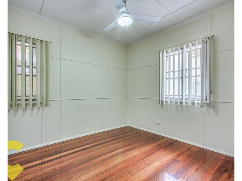 11 Willowie Street, Stafford QLD 4053