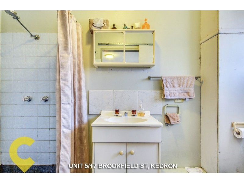 17 Brookfield Road, Kedron QLD 4031