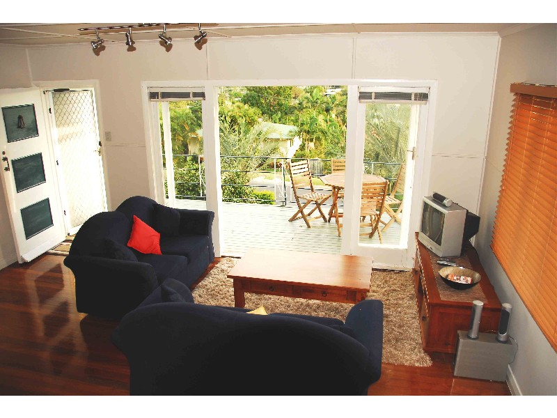 Arana Hills QLD 4054