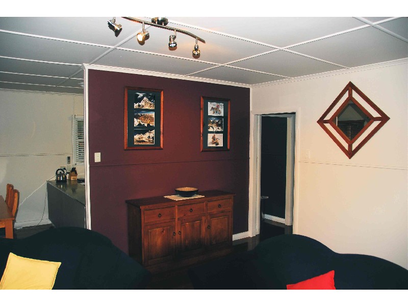 Arana Hills QLD 4054