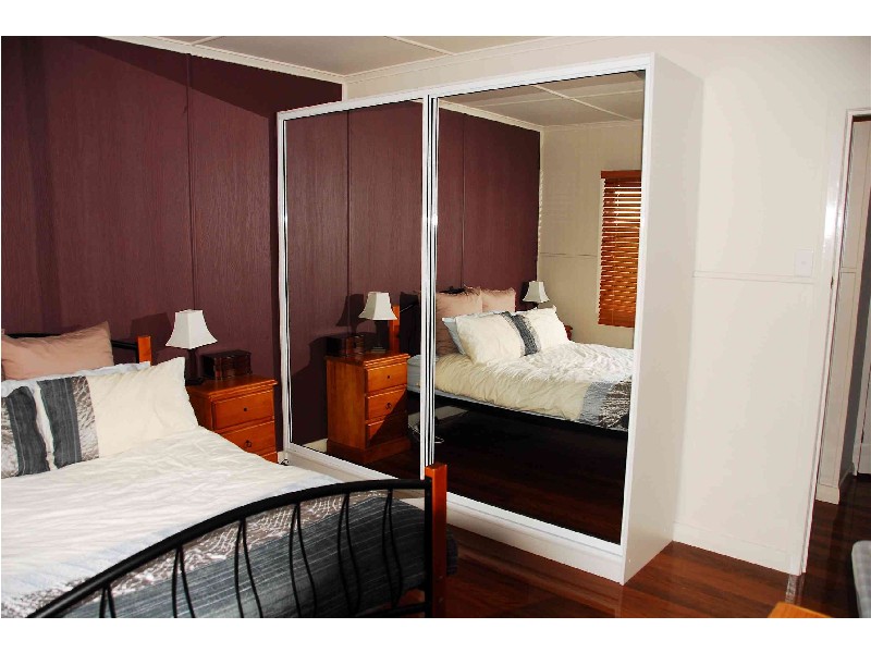 Arana Hills QLD 4054