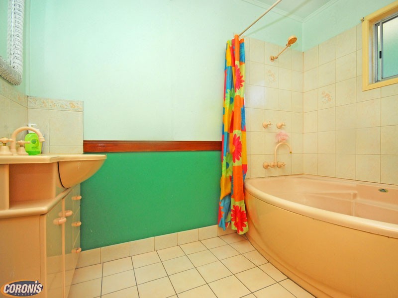 12 Francis Road East, Lawnton QLD 4501