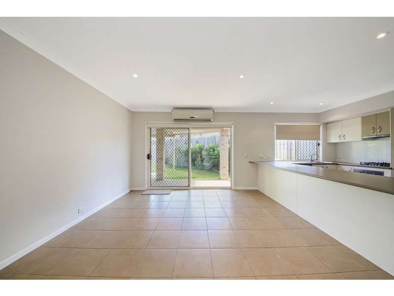 4/73 Glasshouse Circuit, Kallangur QLD 4503