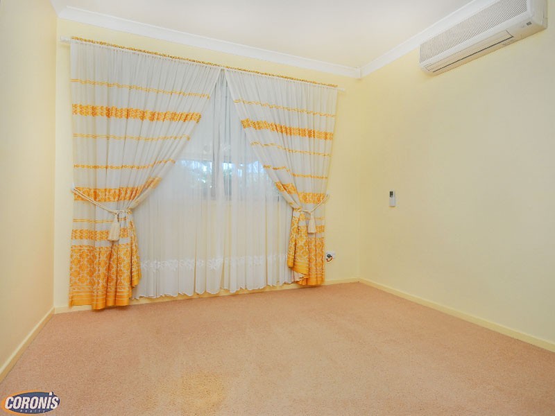 82 Cambridge Crescent, Fitzgibbon QLD 4018