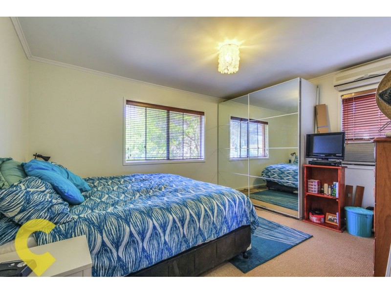 12 Chuter Street, Stafford Heights QLD 4053