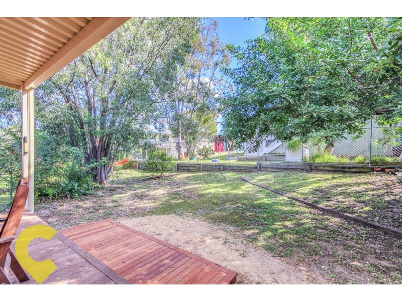 12 Chuter Street, Stafford Heights QLD 4053