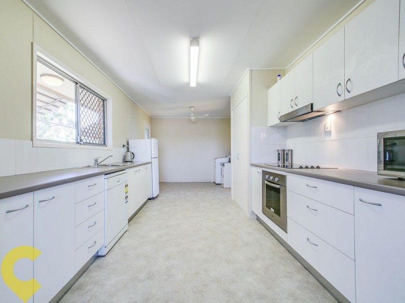 28 Maundrell Terrace, Chermside West QLD 4032
