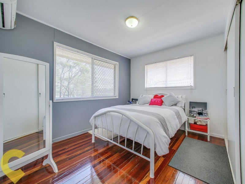 28 Maundrell Terrace, Chermside West QLD 4032