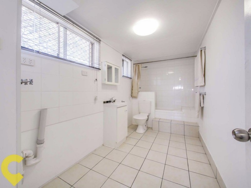 28 Maundrell Terrace, Chermside West QLD 4032