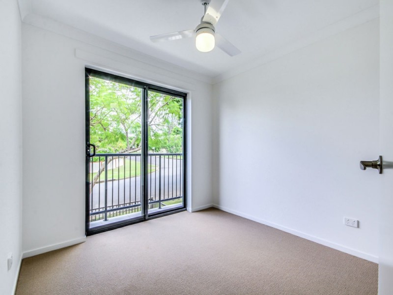2/2 Gledson Street, Zillmere QLD 4034