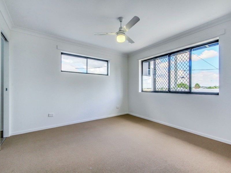 2/2 Gledson Street, Zillmere QLD 4034