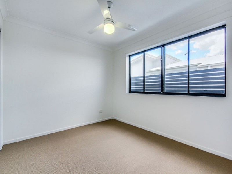 2/2 Gledson Street, Zillmere QLD 4034