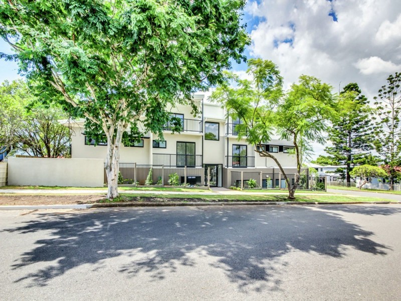 2/2 Gledson Street, Zillmere QLD 4034