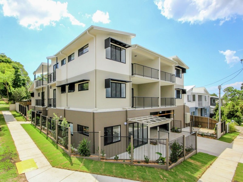 2/2 Gledson Street, Zillmere QLD 4034