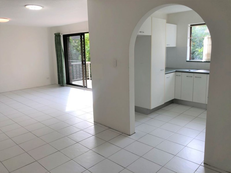 2/14 Lucinda Street, Taringa QLD 4068