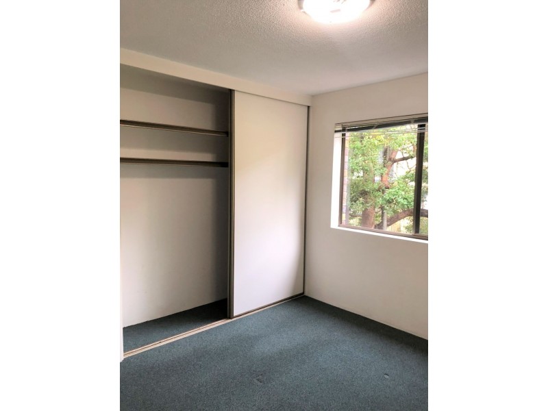 2/14 Lucinda Street, Taringa QLD 4068