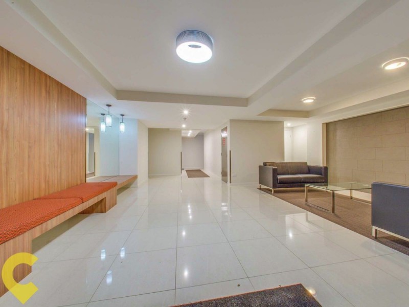 12/33-37 Atthow Parade, Nundah QLD 4012