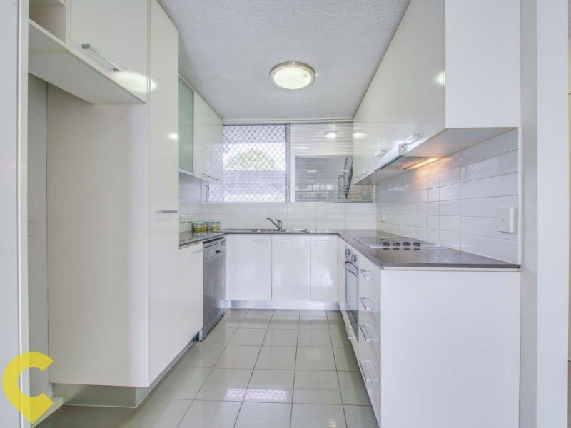 2/12 Stopford Street, Wooloowin QLD 4030