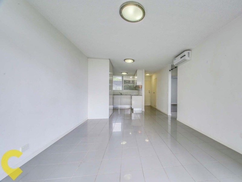 2/12 Stopford Street, Wooloowin QLD 4030