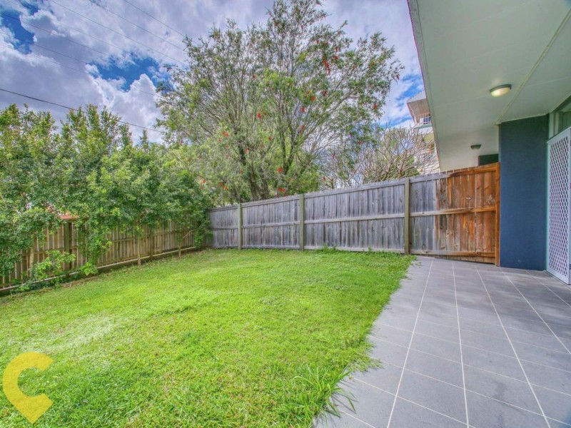 2/12 Stopford Street, Wooloowin QLD 4030