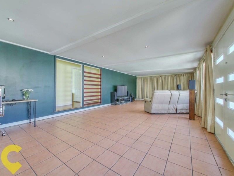 1 Ashley Road, Chermside West QLD 4032