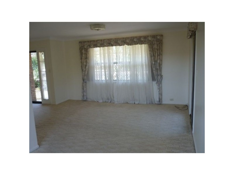 2A Walpole Street, Mcdowall QLD 4053