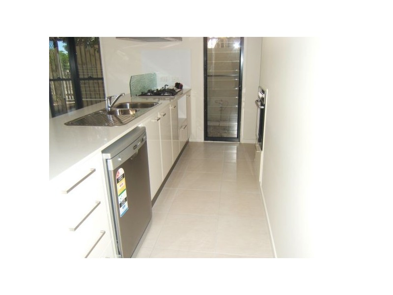 2/51 David Street, Nundah QLD 4012