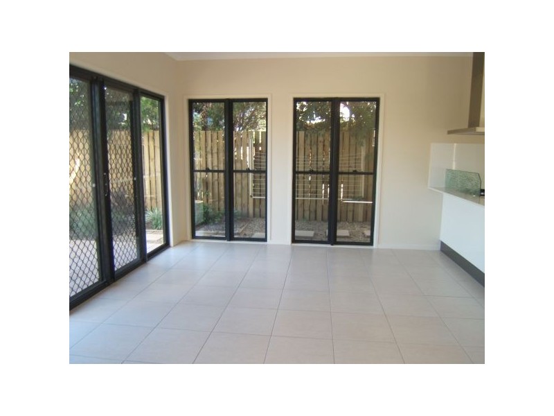 2/51 David Street, Nundah QLD 4012