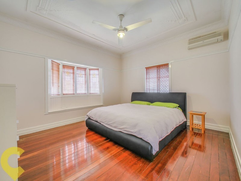 9 Crawford Avenue, Stafford QLD 4053