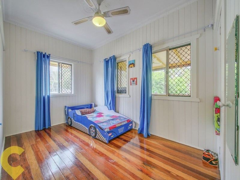 9 Crawford Avenue, Stafford QLD 4053