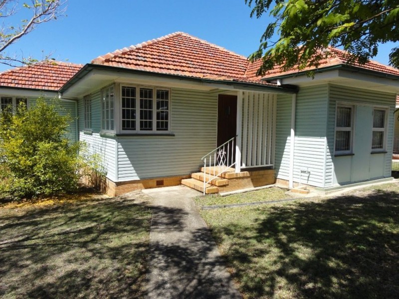 38 Jones Road, Carina Heights QLD 4152