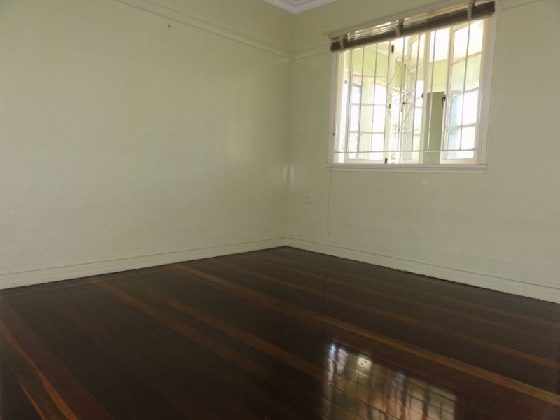 38 Jones Road, Carina Heights QLD 4152