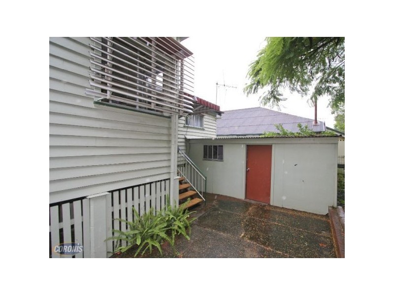 26 Enoggera Rd, Kelvin Grove QLD 4059