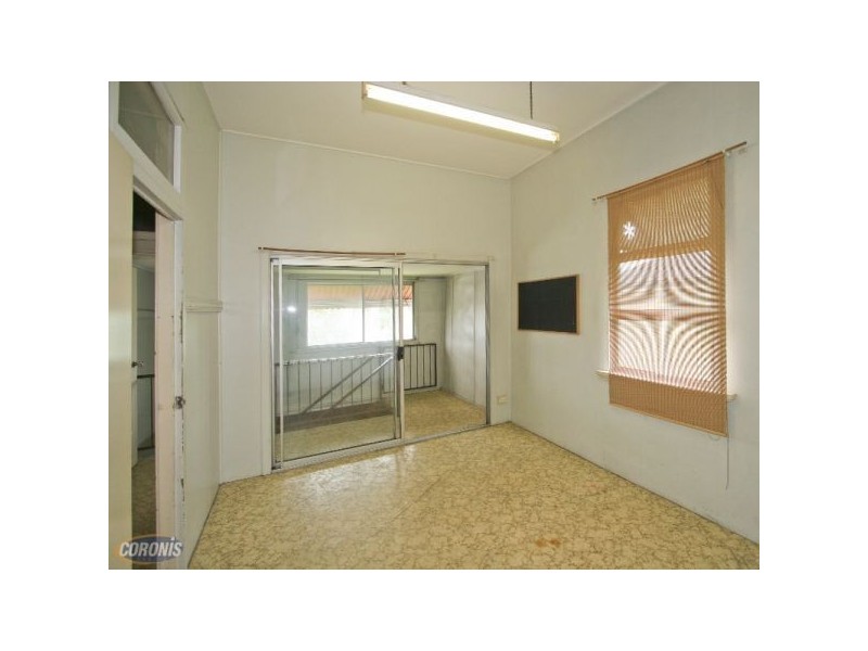 26 Enoggera Rd, Kelvin Grove QLD 4059