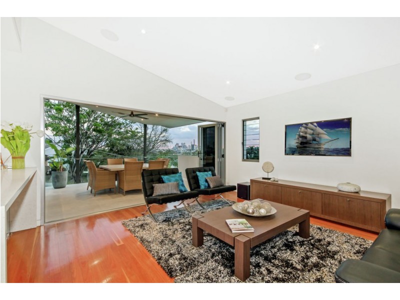 38 Grays Road, Hamilton QLD 4007