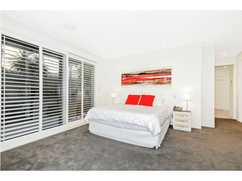38 Grays Road, Hamilton QLD 4007