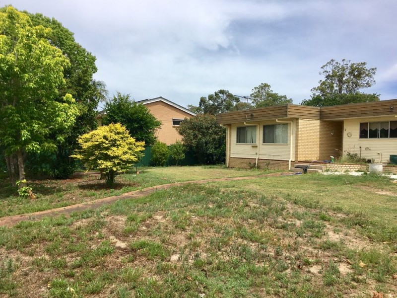 41 Dale Road, Camira QLD 4300