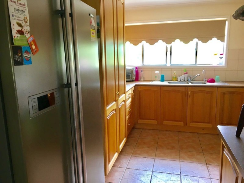 41 Dale Road, Camira QLD 4300