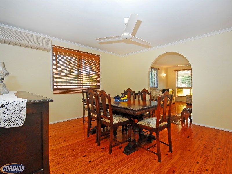 12 Lima Street, Nudgee Beach QLD 4014