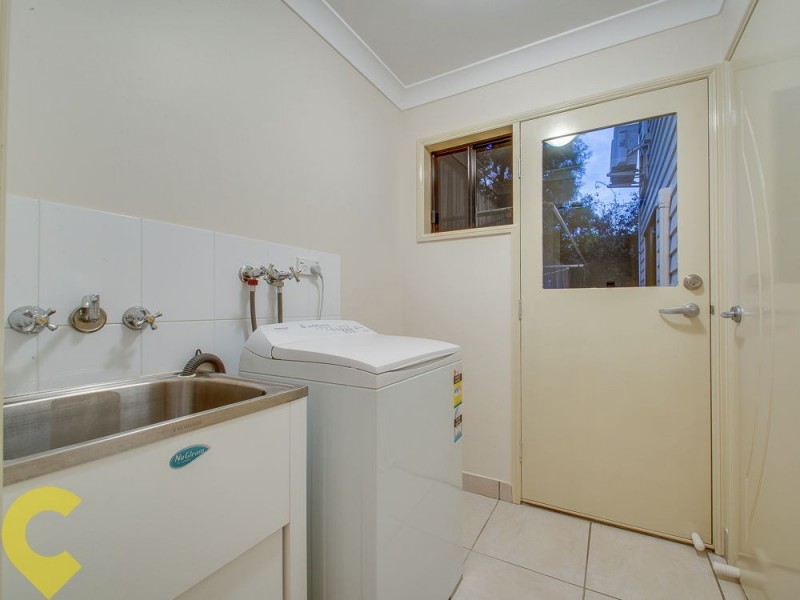 2/9 Curwen Terrace, Chermside QLD 4032