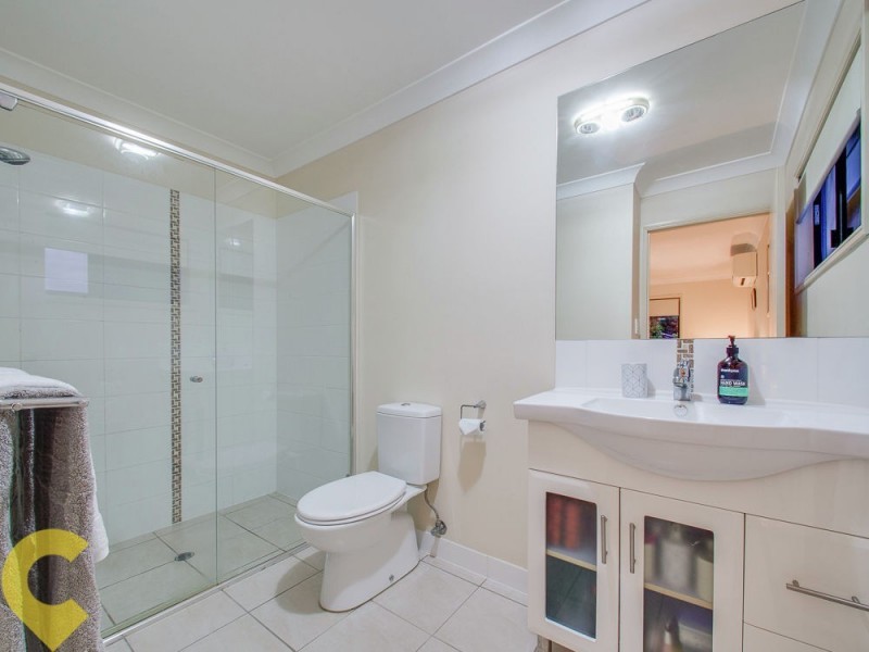 2/9 Curwen Terrace, Chermside QLD 4032