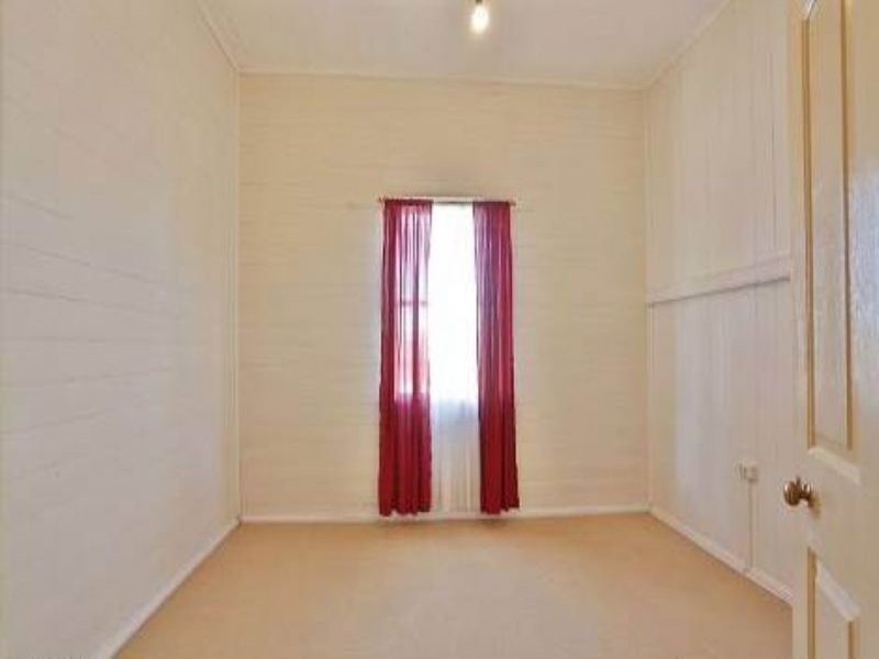 199 Bridge Street, North Toowoomba QLD 4350