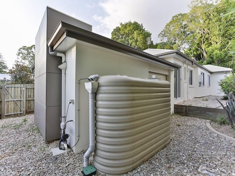 2/1 Barry Street, Mount Lofty QLD 4350