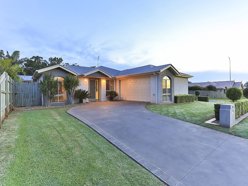 26 McClymont Drive, Rangeville QLD 4350