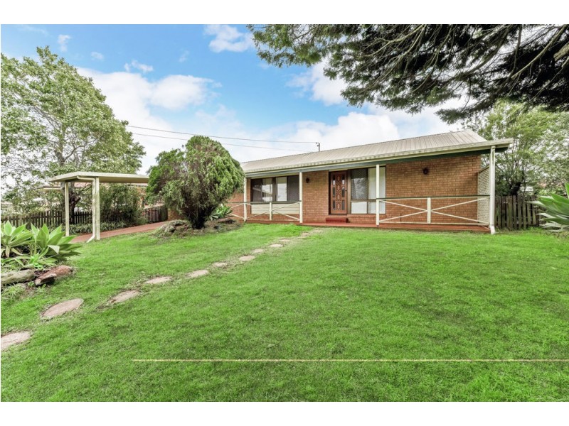 11 Banksia Street, Newtown QLD 4350