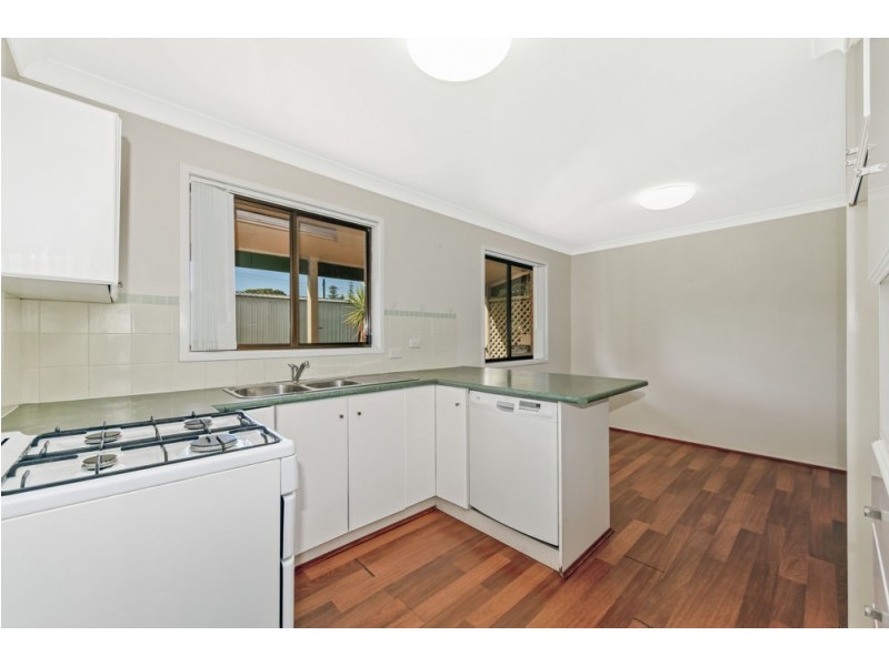 11 Banksia Street, Newtown QLD 4350