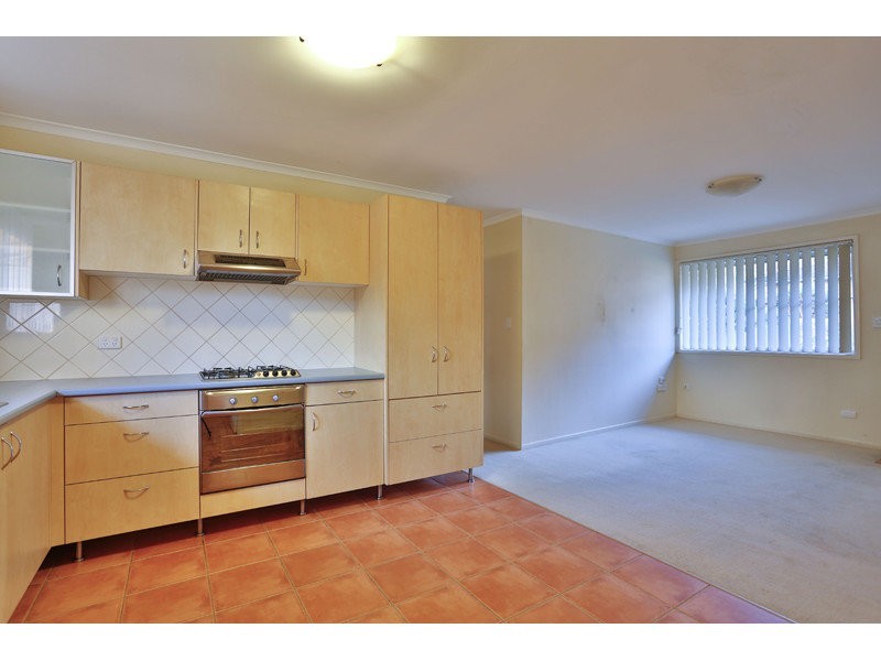 1/10 Spies Court, Mount Lofty QLD 4350