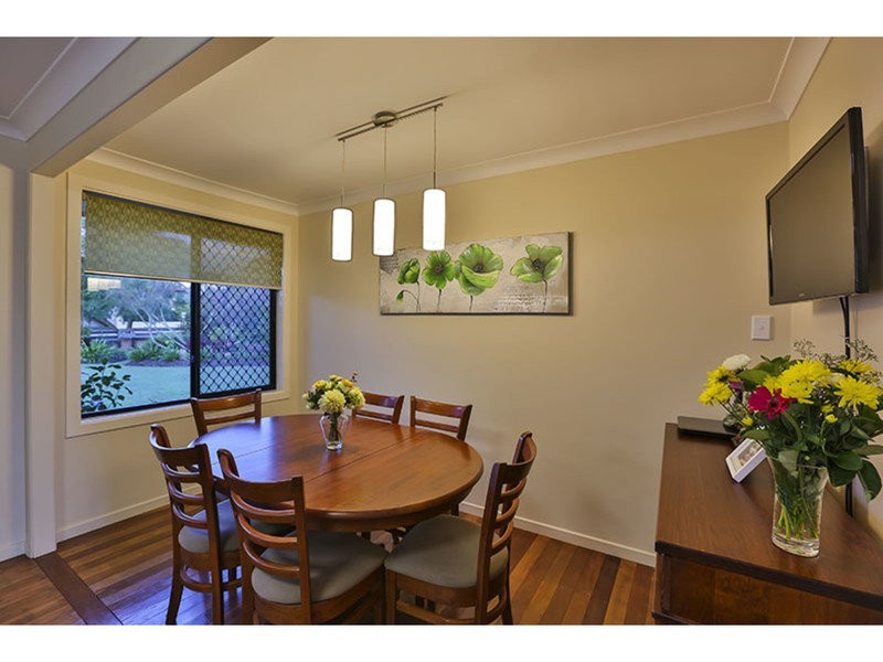 28 Patricia Street, Mount Lofty QLD 4350