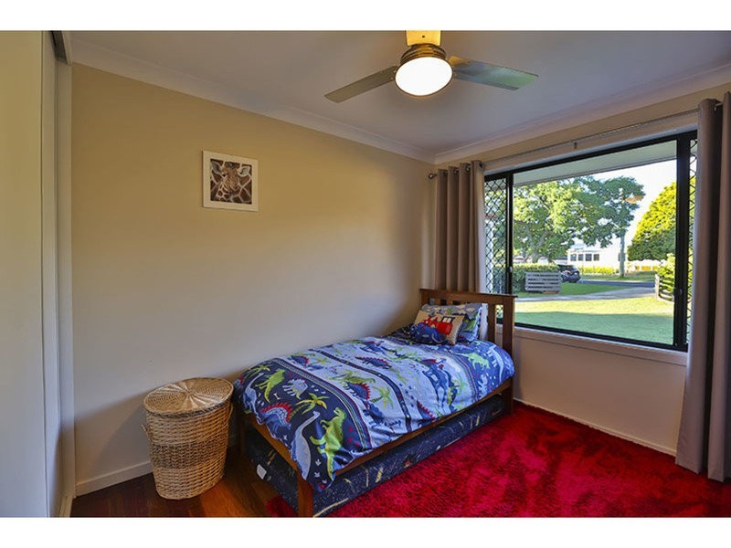 28 Patricia Street, Mount Lofty QLD 4350