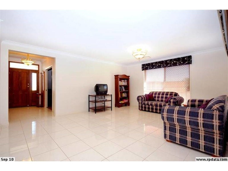 28 Trevean Drive, Kleinton QLD 4352